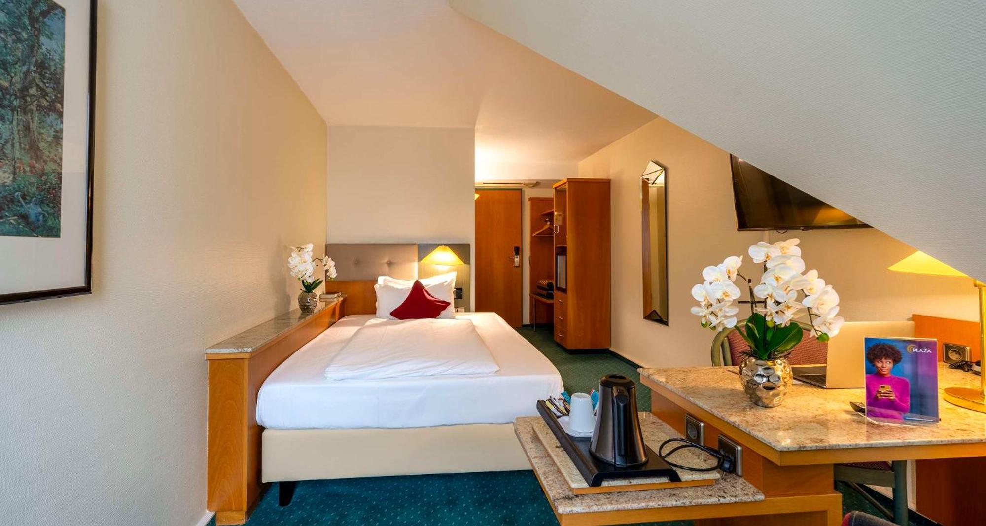 Plaza Inn Blankenburg Ditzingen, Sure Hotel Collection Εξωτερικό φωτογραφία